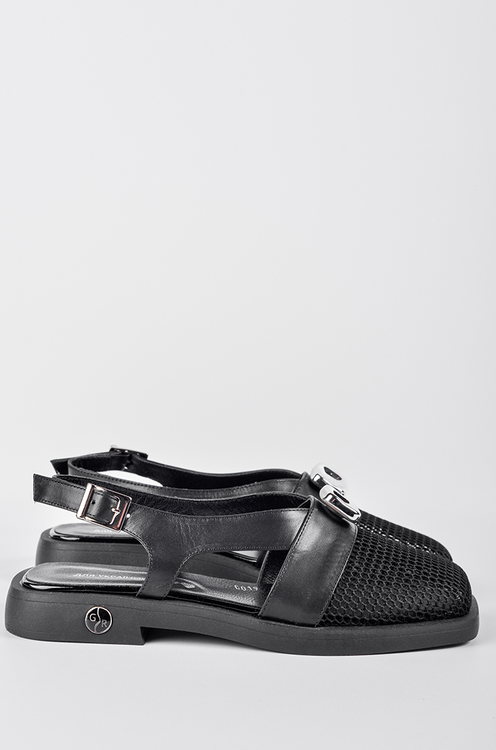 chorni_tufli_z_vidkrytoyu_p_yatkoyu_i_sitchastymy_vstavkamy_velykyh_rozmiriv_46000_Pishna_Krasa Чорні туфлі з відкритою п'яткою і сітчастими вставками великих розмірів