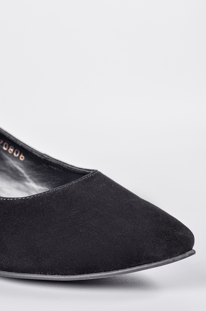 Чорні замшеві туфлі-лодочки на пишні ніжки великих розмірів