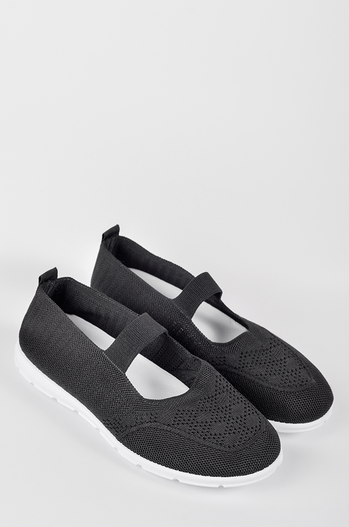 Легкі спортивні туфлі з трикотажним верхом великих розмірів