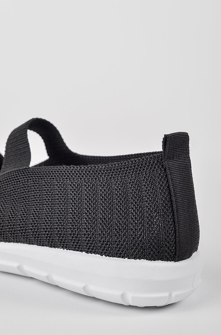Легкі спортивні туфлі з трикотажним верхом великих розмірів