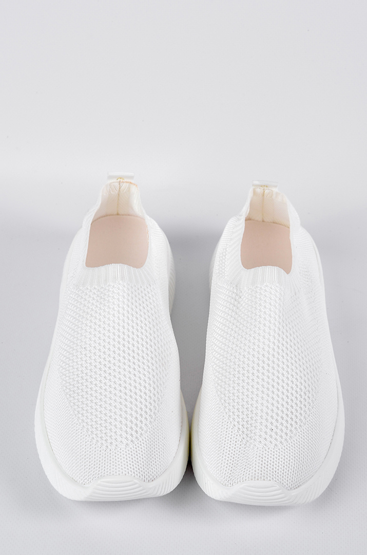 Спортивні туфлі з легким текстильним верхом великих розмірів