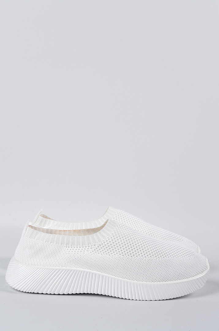 Спортивні туфлі з легким текстильним верхом великих розмірів