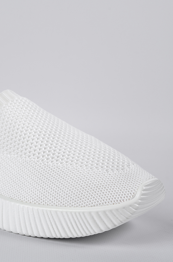 Спортивні туфлі з легким текстильним верхом великих розмірів