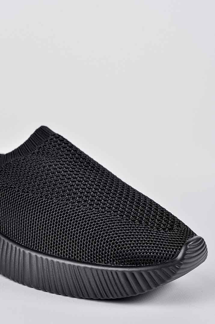 Спортивні туфлі з легким текстильним верхом великих розмірів