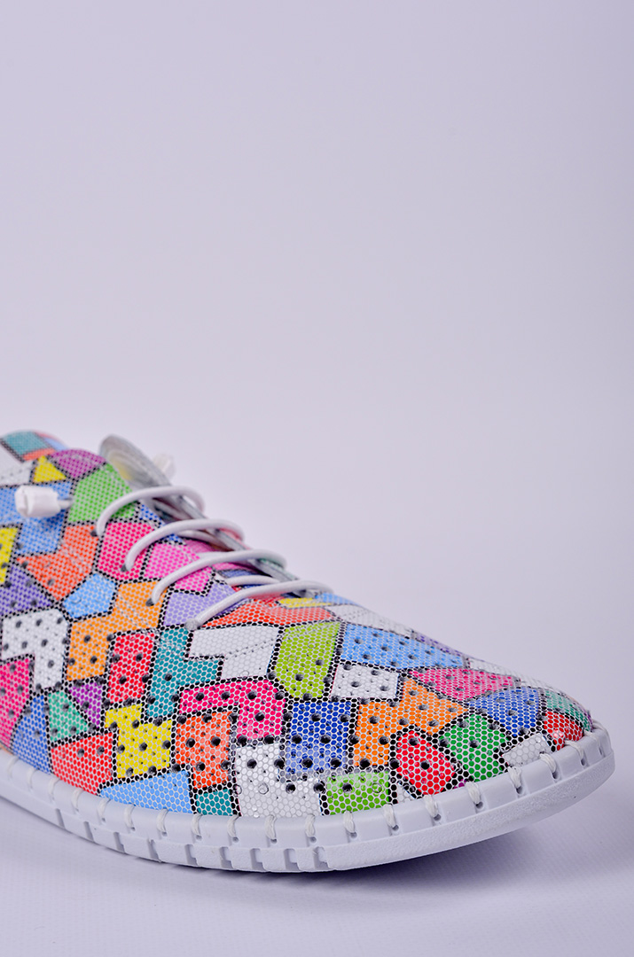 Шкіряні туфлі з перфорованим різнокольоровим верхом великих розмірів