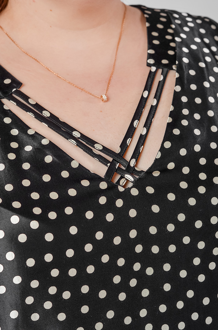 Туніка-майка з контрастним принтом і виразним верхом великих розмірів