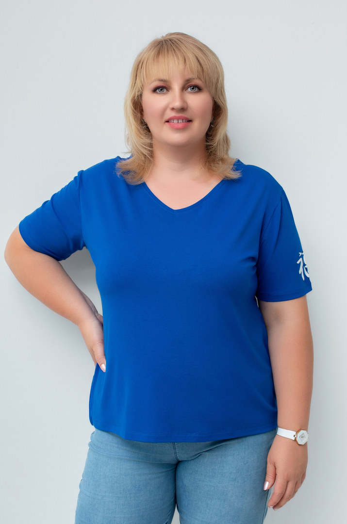 Футболка трикотажна з принтом на рукаві супер батал