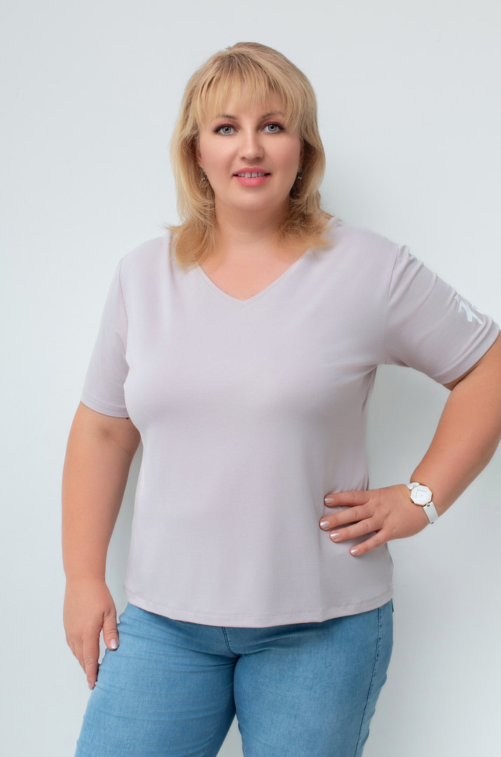 Футболка трикотажна з принтом на рукаві супер батал