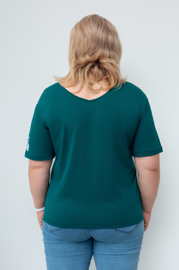 Футболка трикотажна з принтом на рукаві супер батал