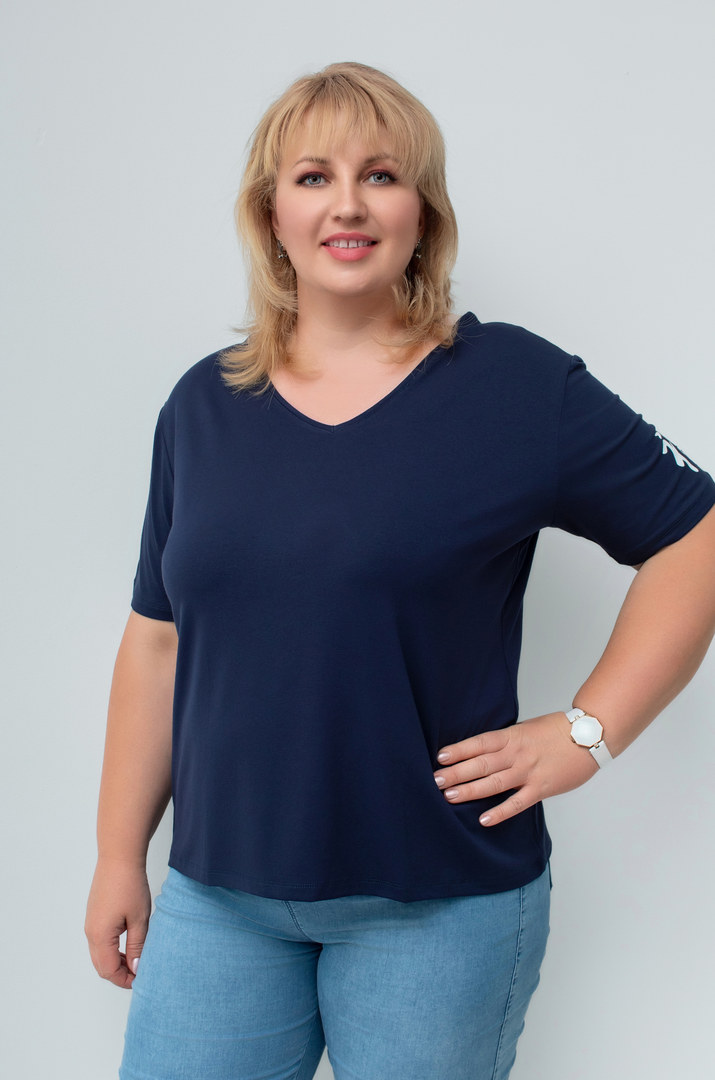 Футболка трикотажна з принтом на рукаві супер батал