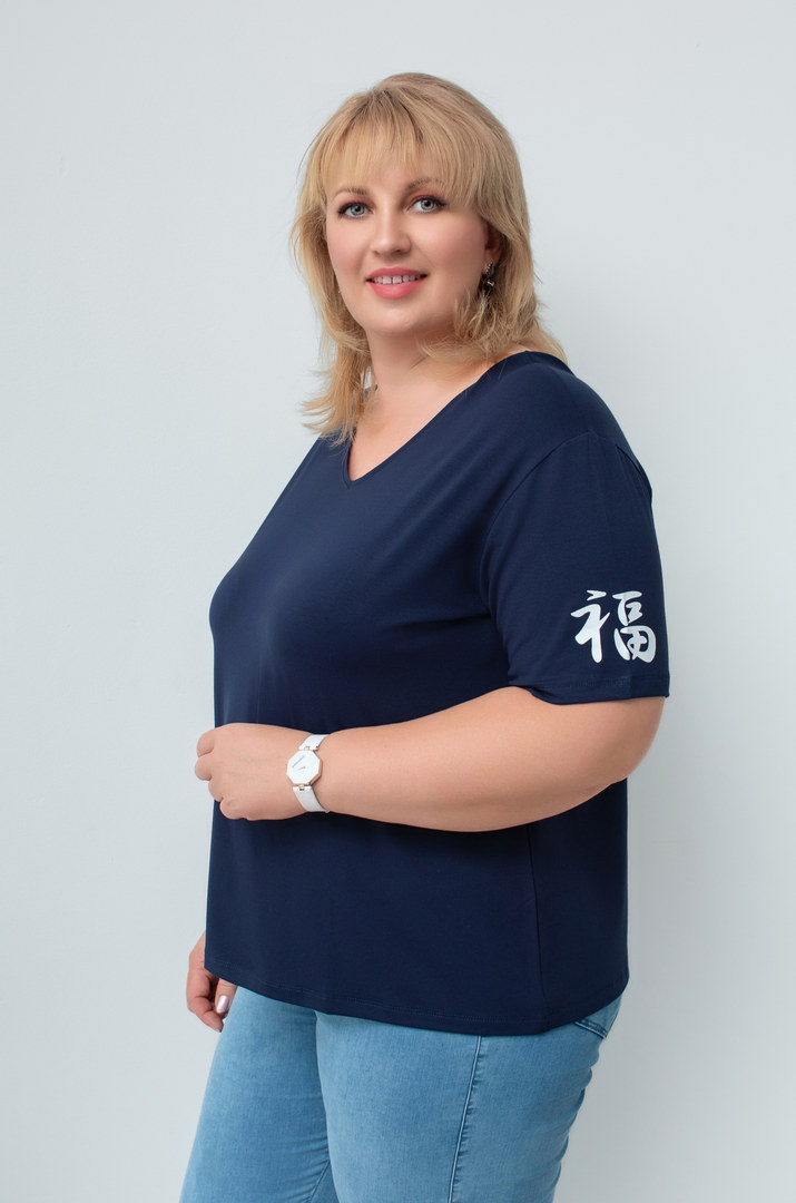 Футболка трикотажна з принтом на рукаві супер батал