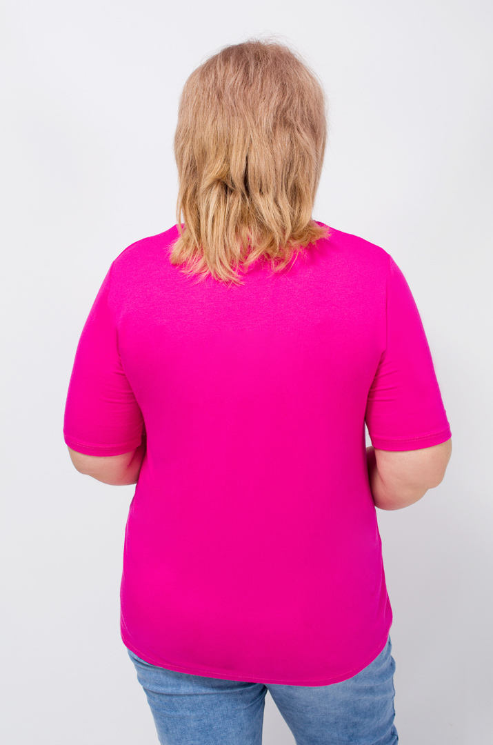 Футболка розовая с принтом батал