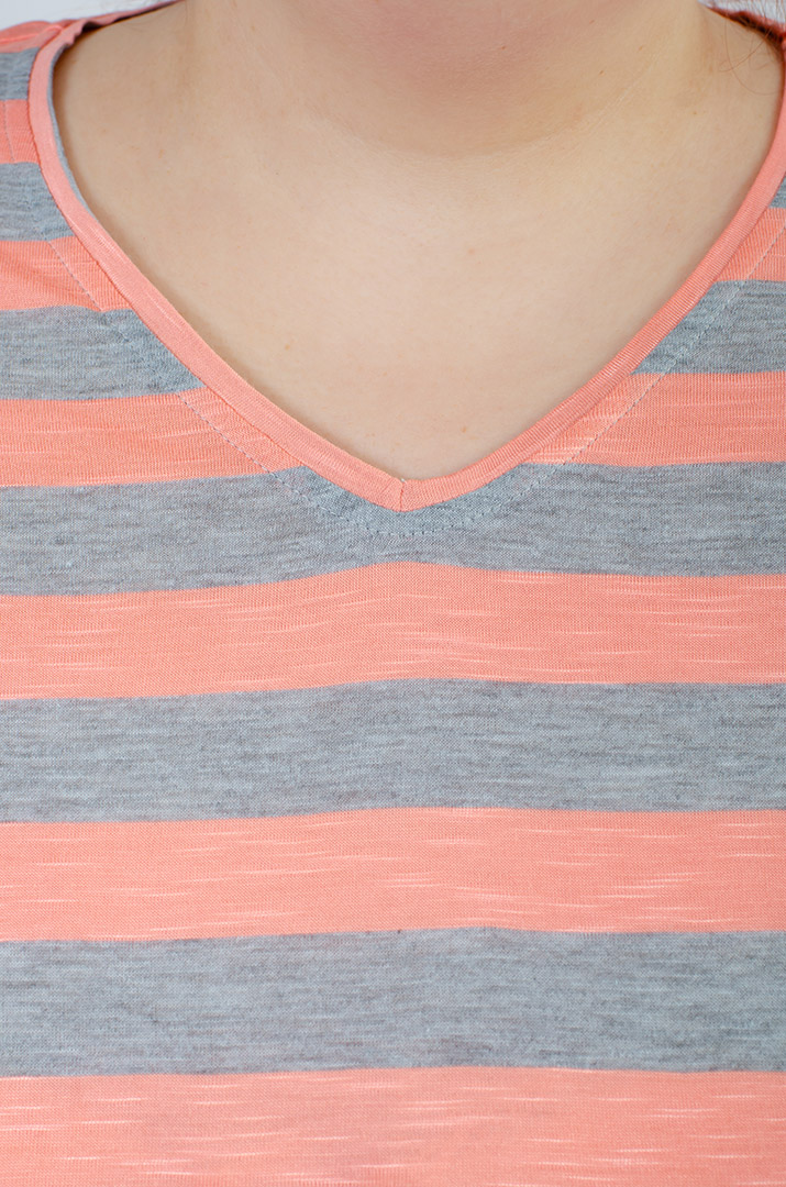 Трикотажная футболка в горизонтальную полоску супер батал