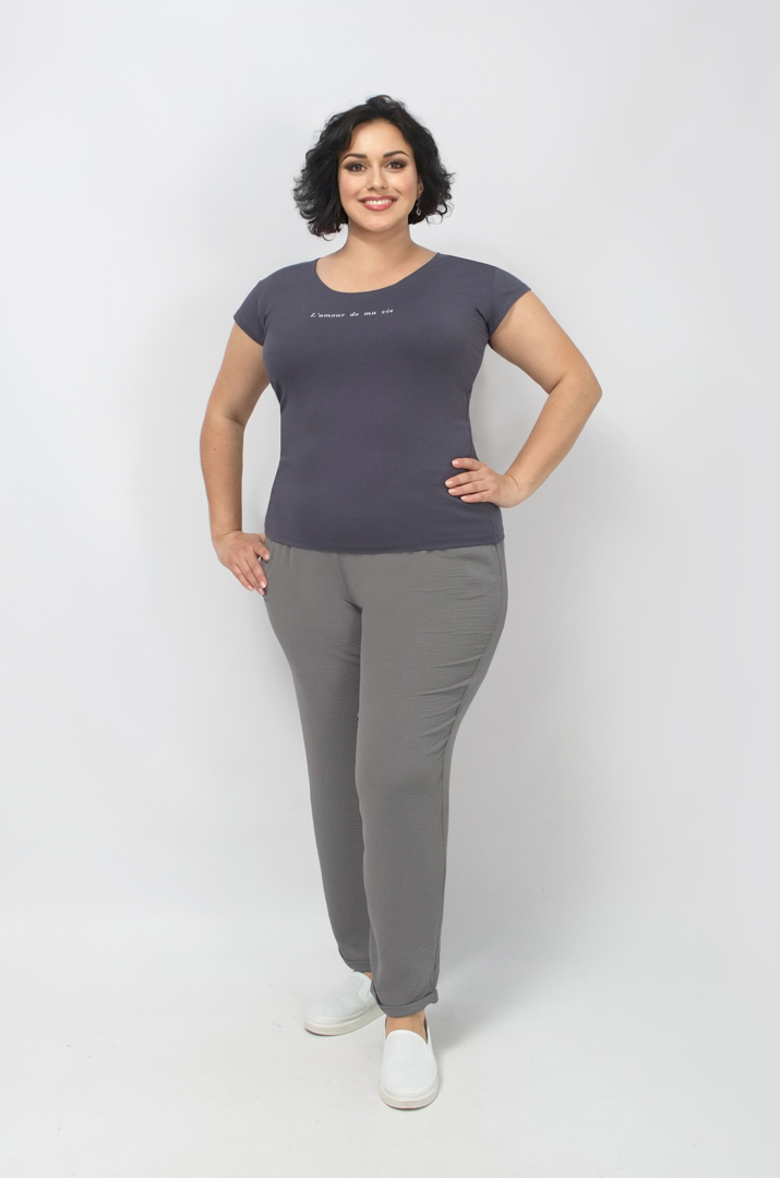 Футболка трикотажна в лаконічному дизайні супер батал