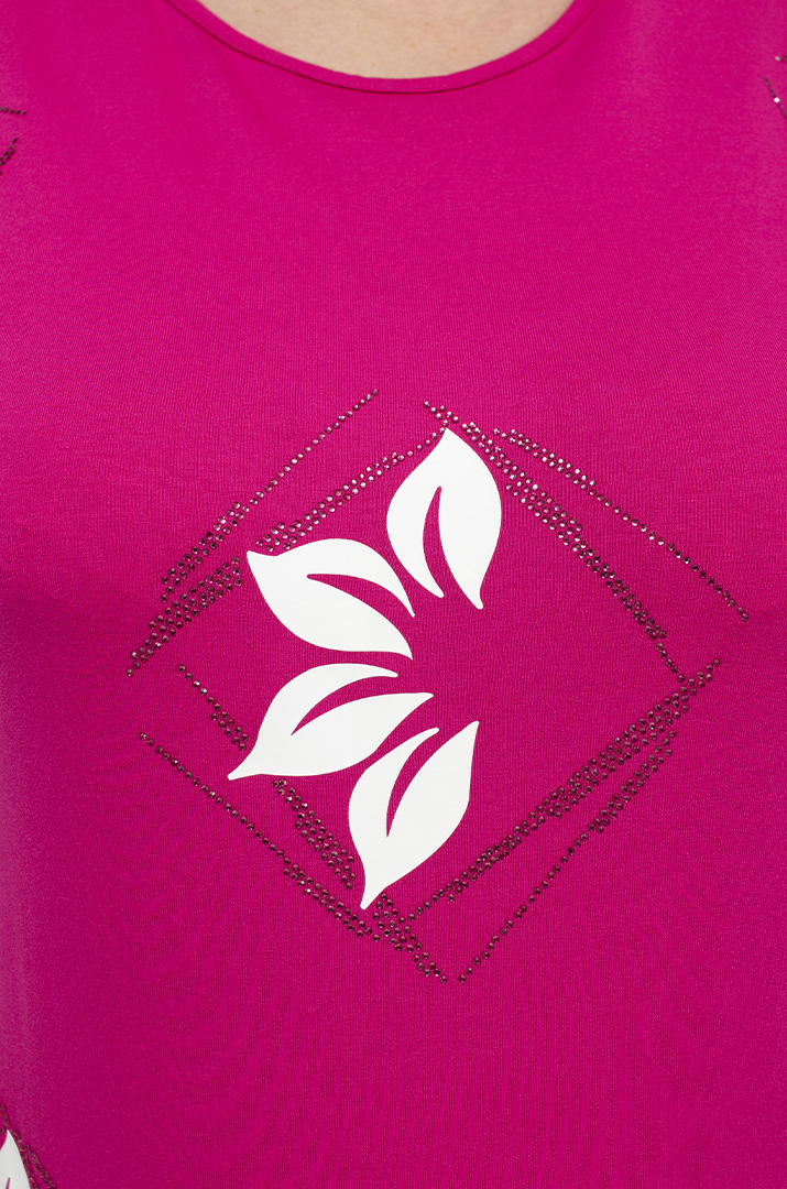 Футболка з принтом квіти та блискітками батал
