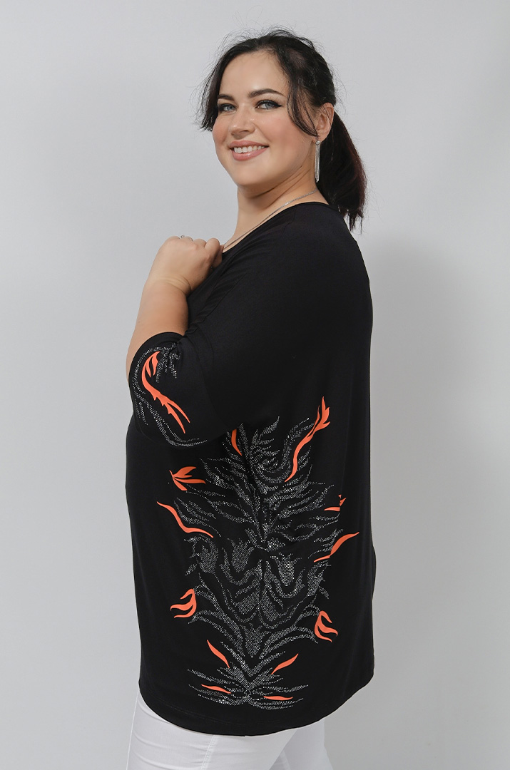 Футболка в принт і блискітки з боків супер батал