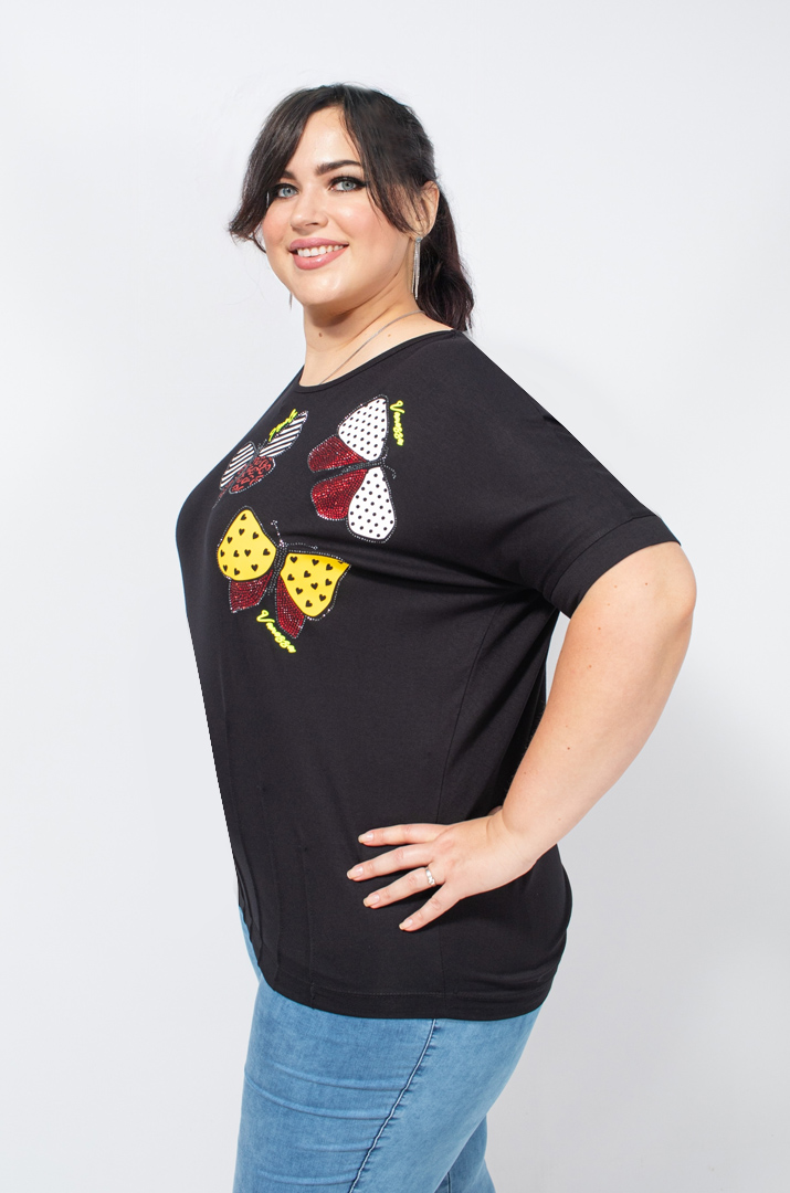 Футболка трикотажна з метеликами батал