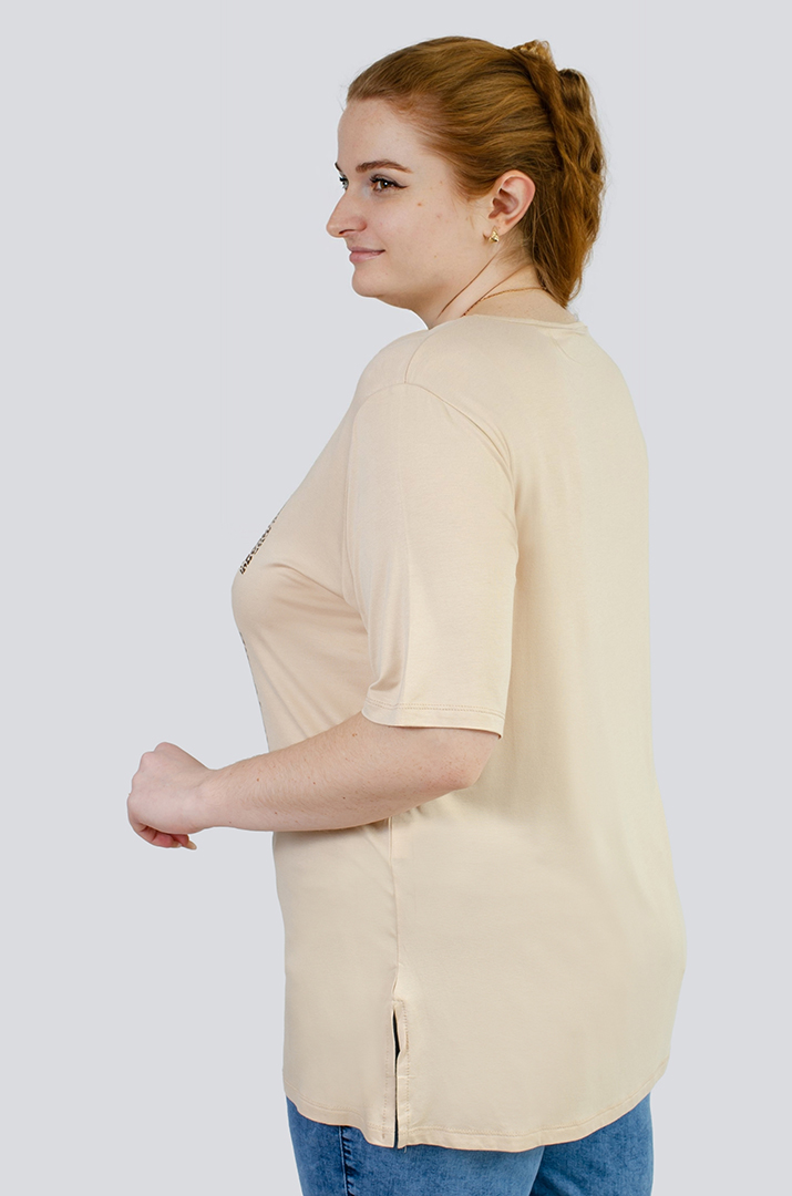 Футболка с анималистическим принтом больших размеров