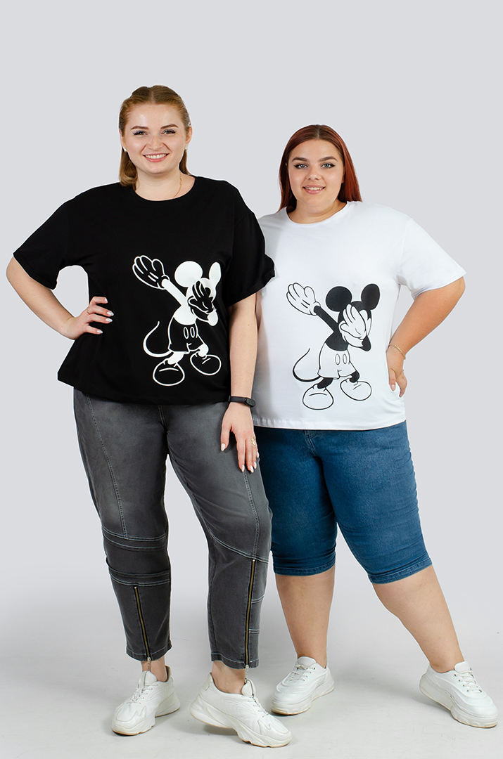 Футболка з принтом Міккі великих розмірів