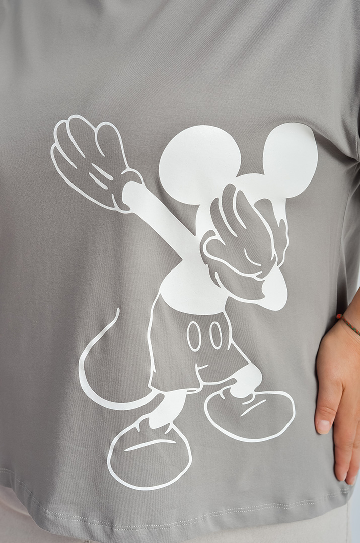 Футболка з принтом Міккі великих розмірів