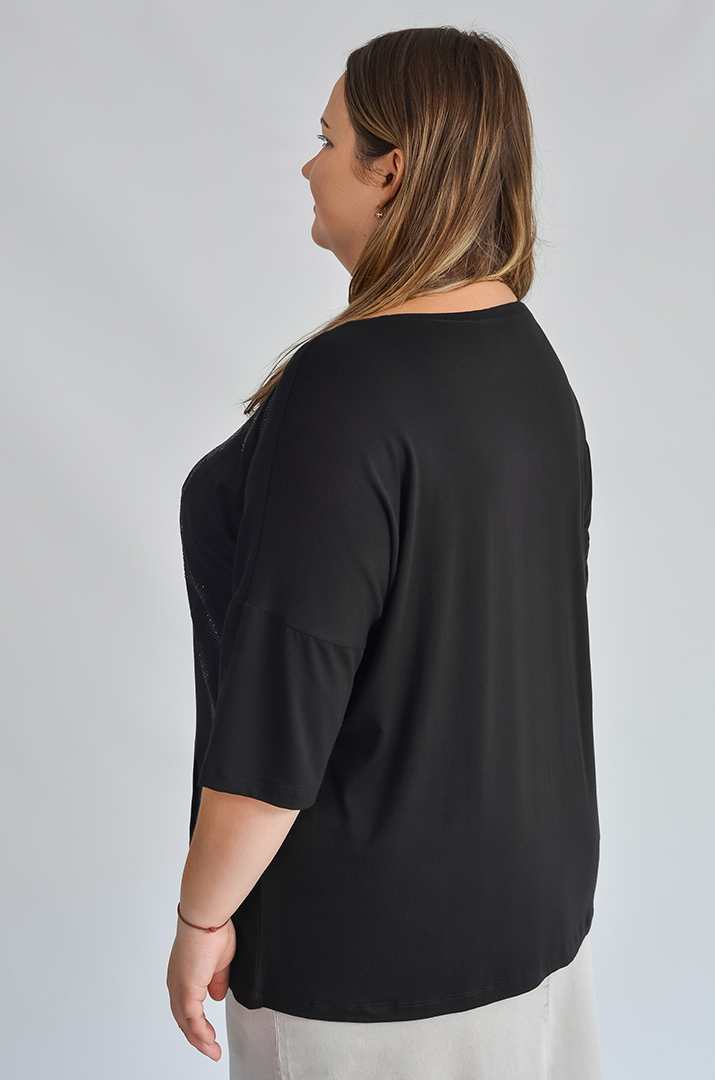 Футболка зі стразами і розрізом великих розмірів