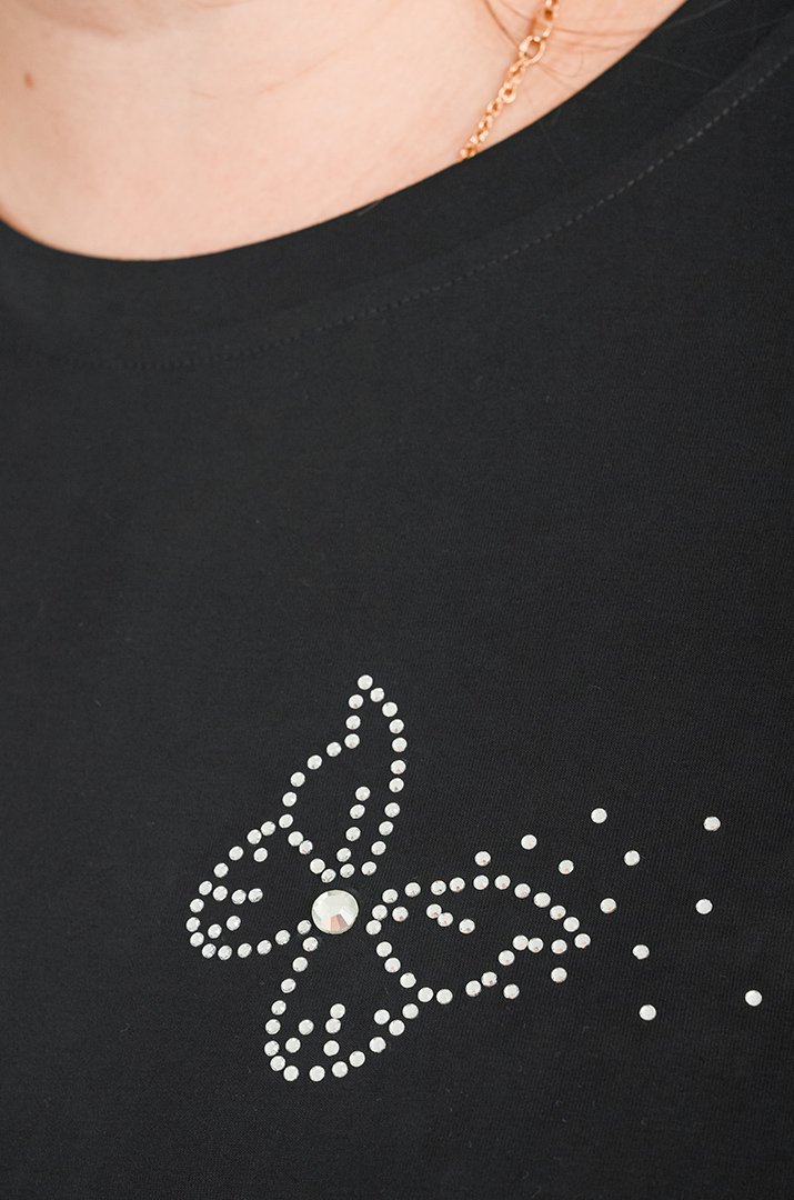 Футболка коротка з аплікацією великих розмірів