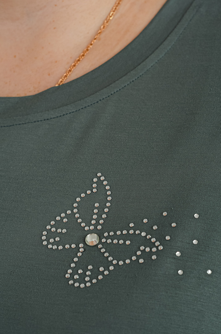 Футболка коротка з аплікацією великих розмірів