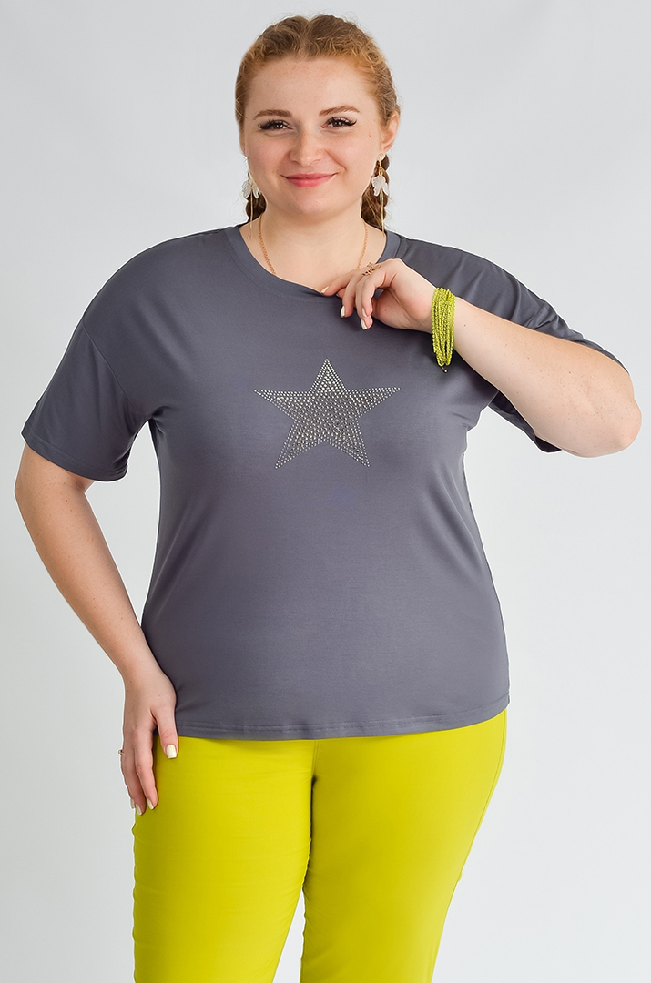 Футболка коротка з декором у формі зірки зі стразів великих розмірів