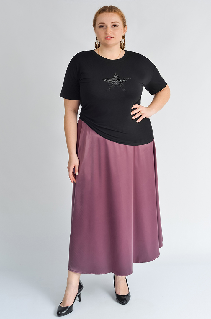 Футболка коротка з декором у формі зірки зі стразів великих розмірів