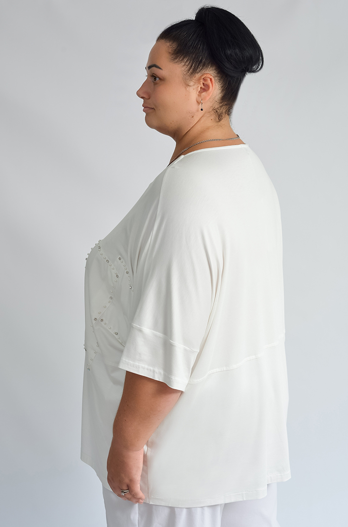 Футболка з яскравим принтом метелика та стразами великих розмірів