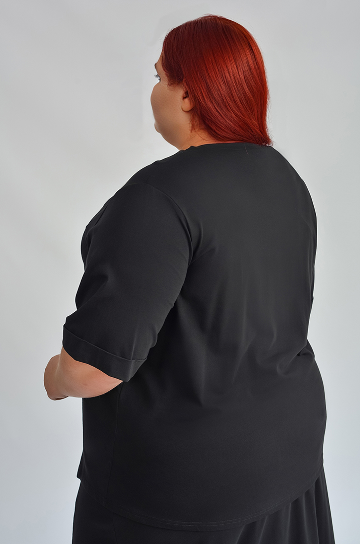 Футболка довга з яскравими блискавками великих розмірів