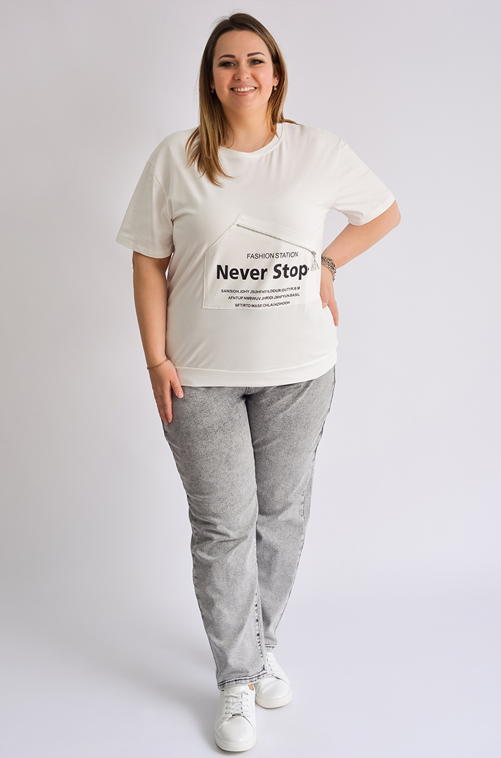 Футболка коротка з написом великих розмірів