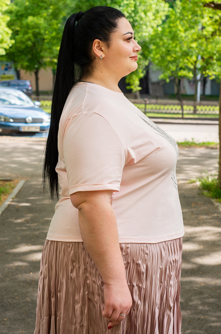 Футболка у етно-стилі великих розмірів