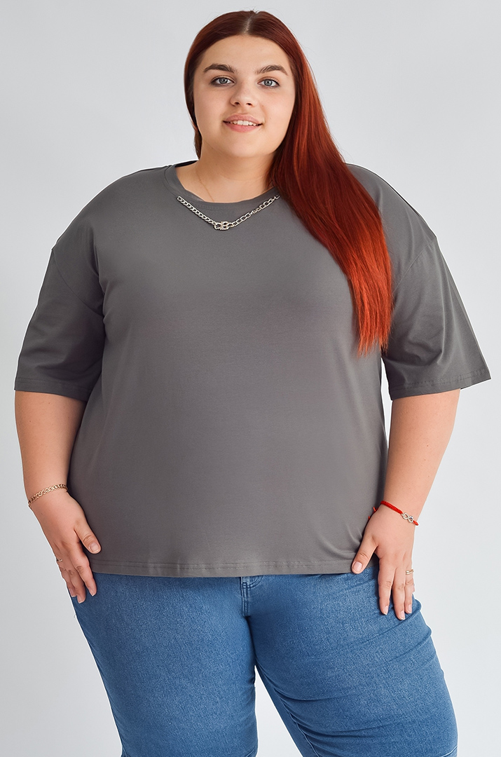 Футболка коротка з прикрасою великих розмірів