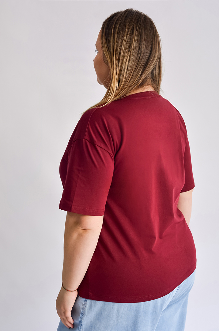 Футболка коротка з прикрасою великих розмірів