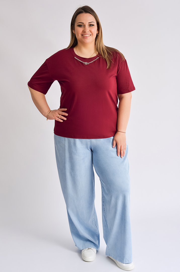 Футболка коротка з прикрасою великих розмірів