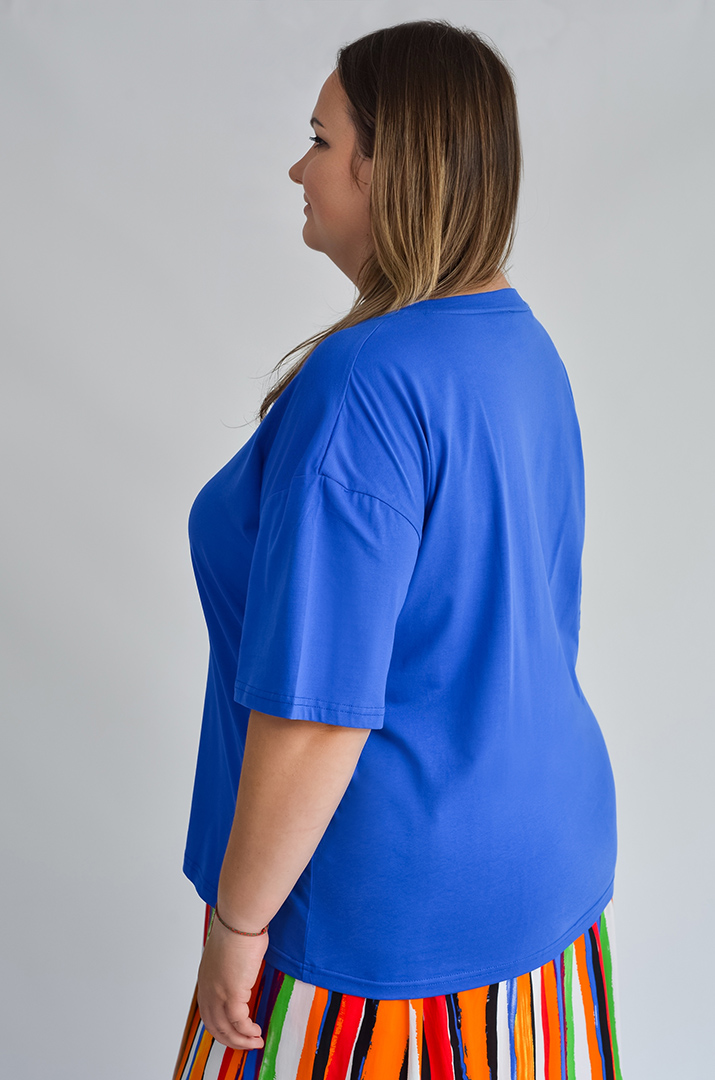 Футболка коротка з прикрасою великих розмірів