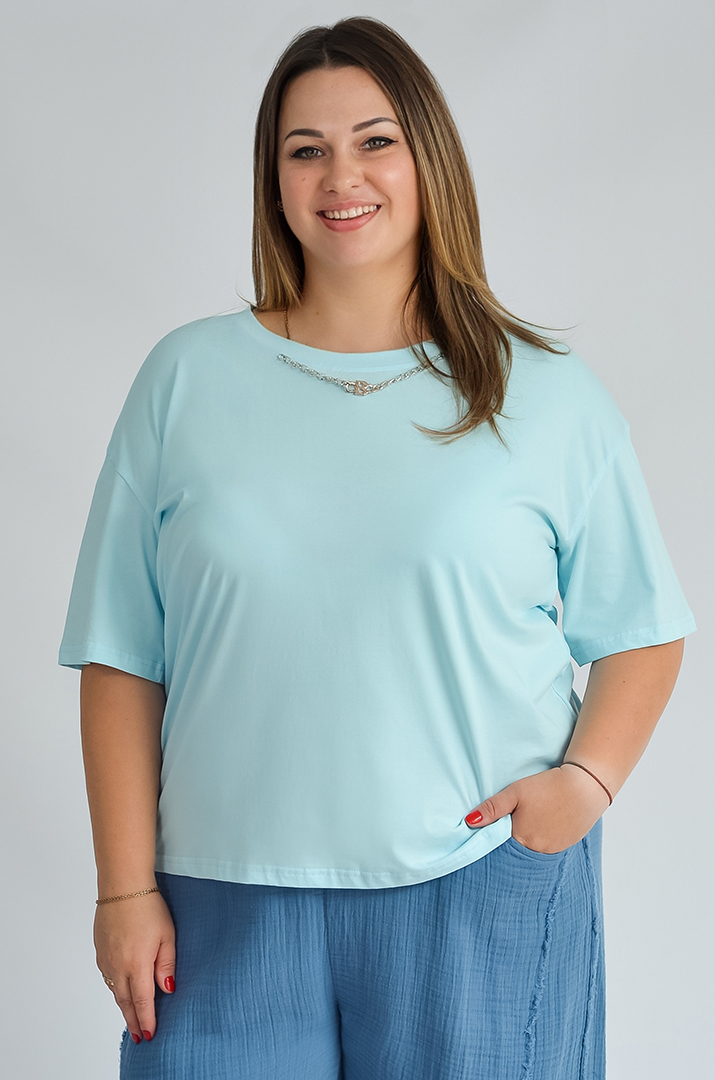 Футболка коротка з прикрасою великих розмірів