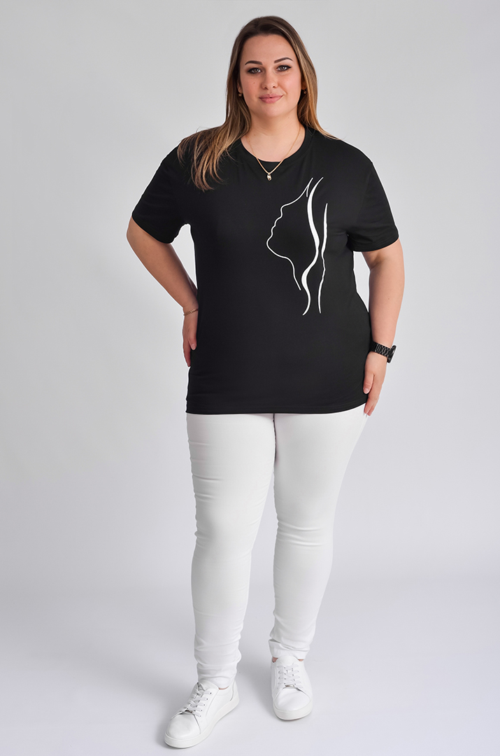 Футболка трикотажна з мінімалістичним принтом великих розмірів