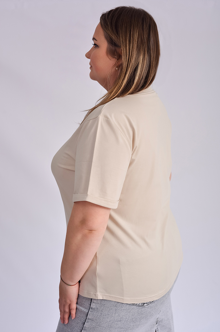 Футболка коротка з креативним принтом великих розмірів