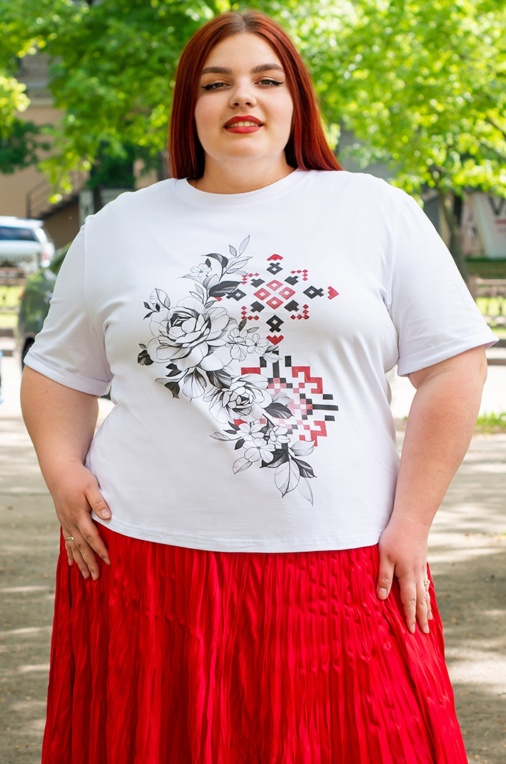 Футболка трикотажна з принтом-вишивкою великих розмірів