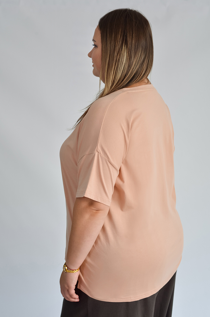 Футболка коротка з написом і принтом великих розмірів