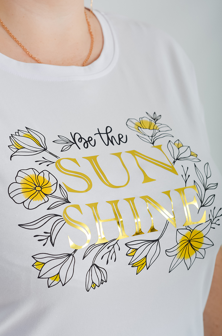 Футболка коротка з написом і принтом великих розмірів