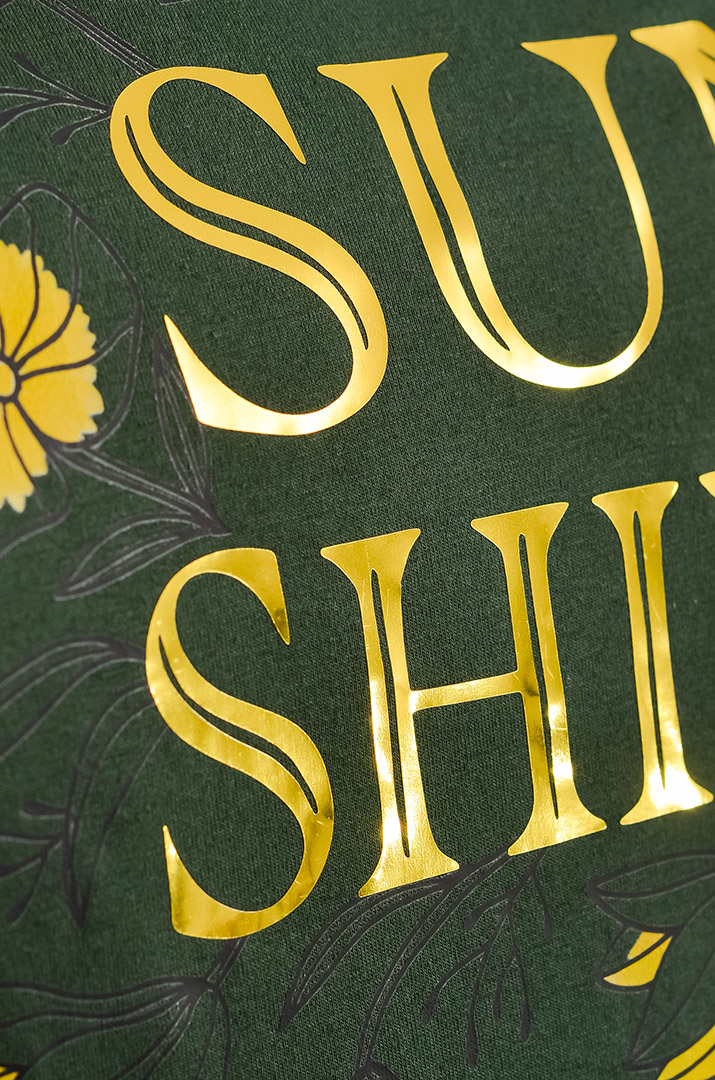 Футболка коротка з написом і принтом великих розмірів