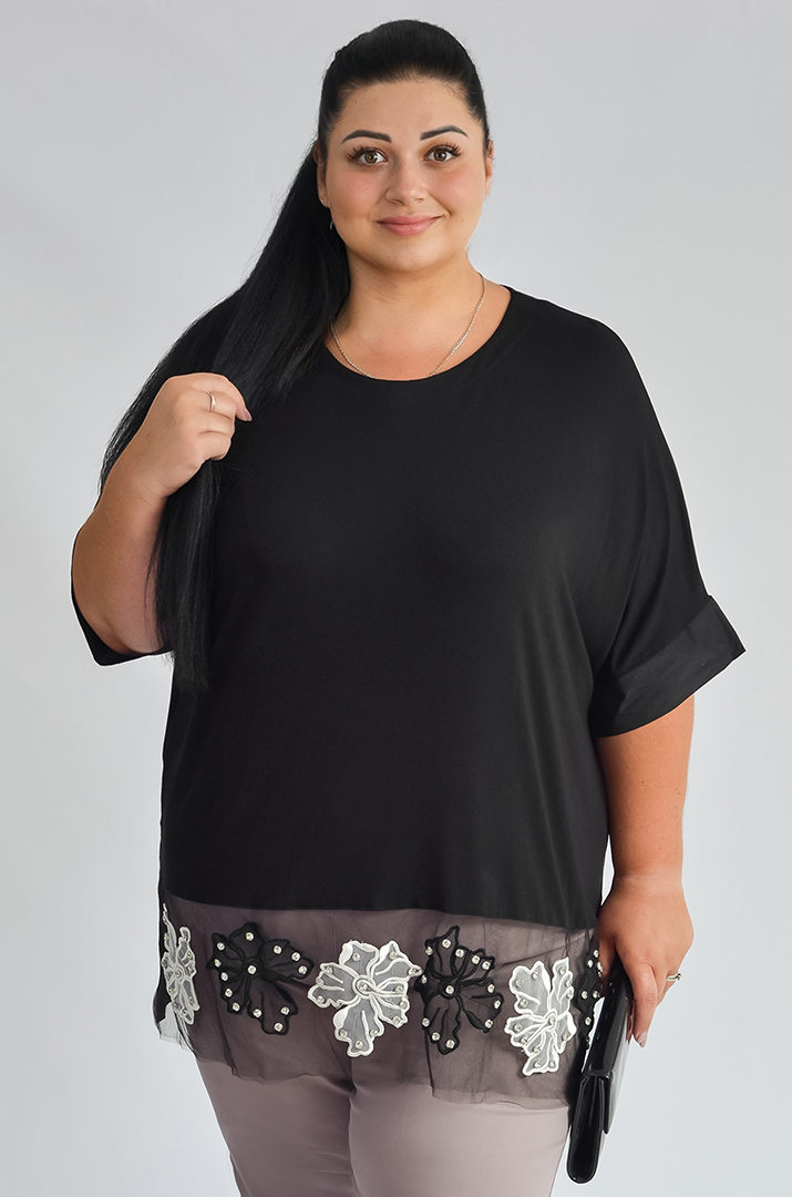 Футболка з квітковим декором по низу великих розмірів