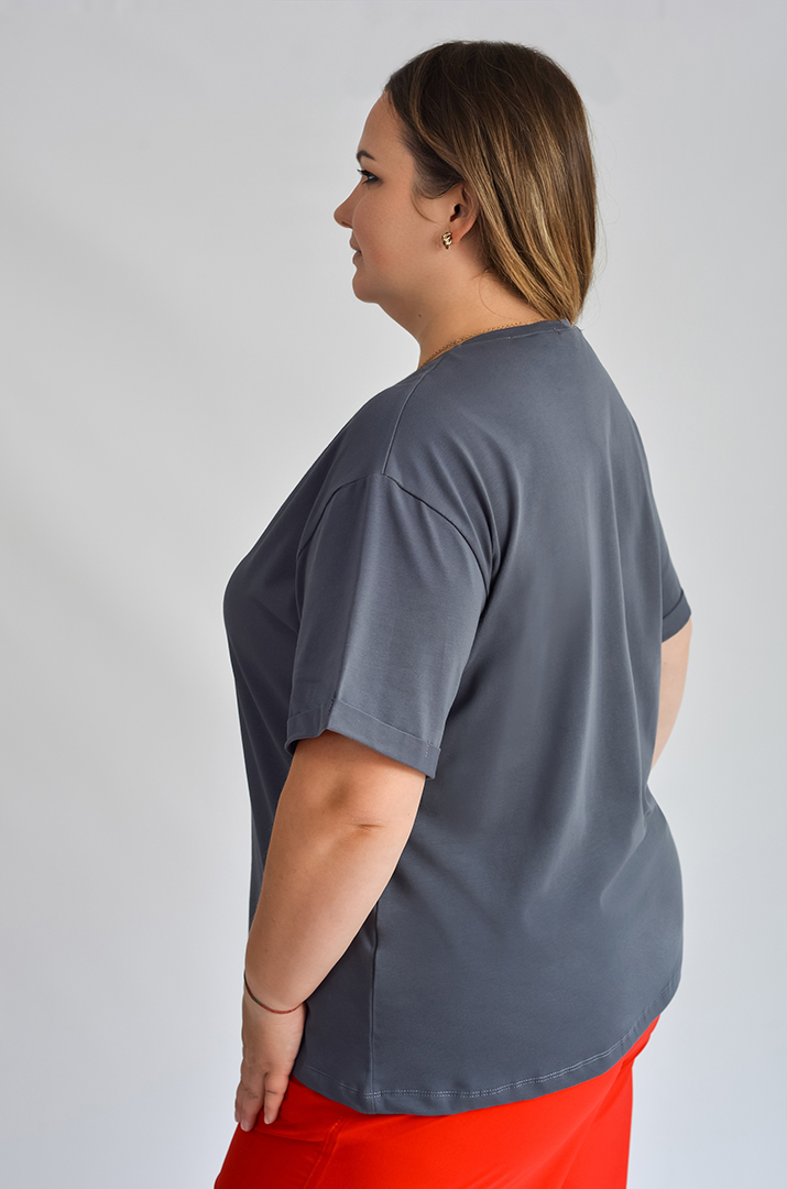 Футболка довга з мультяшним принтом великих розмірів