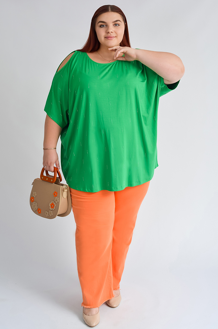 Футболка довга з вирізами на плечах та стразами великих розмірів