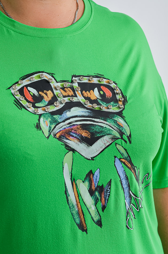 Футболка з креативним принтом великих розмірів