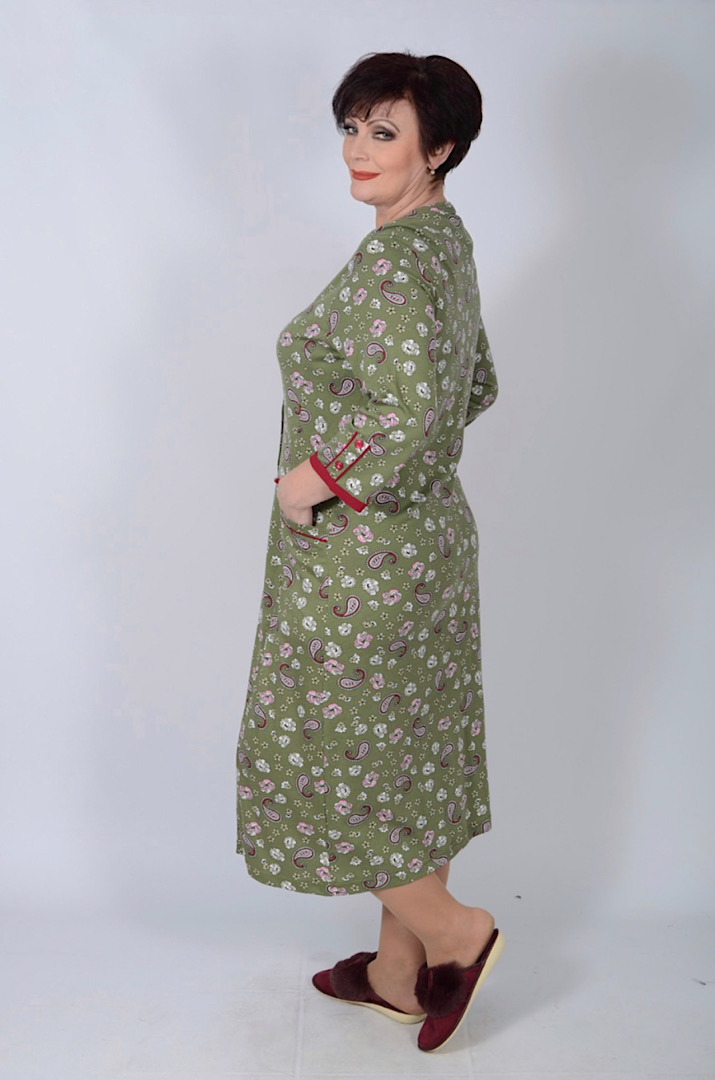 Халат з коміром-стійкою батал