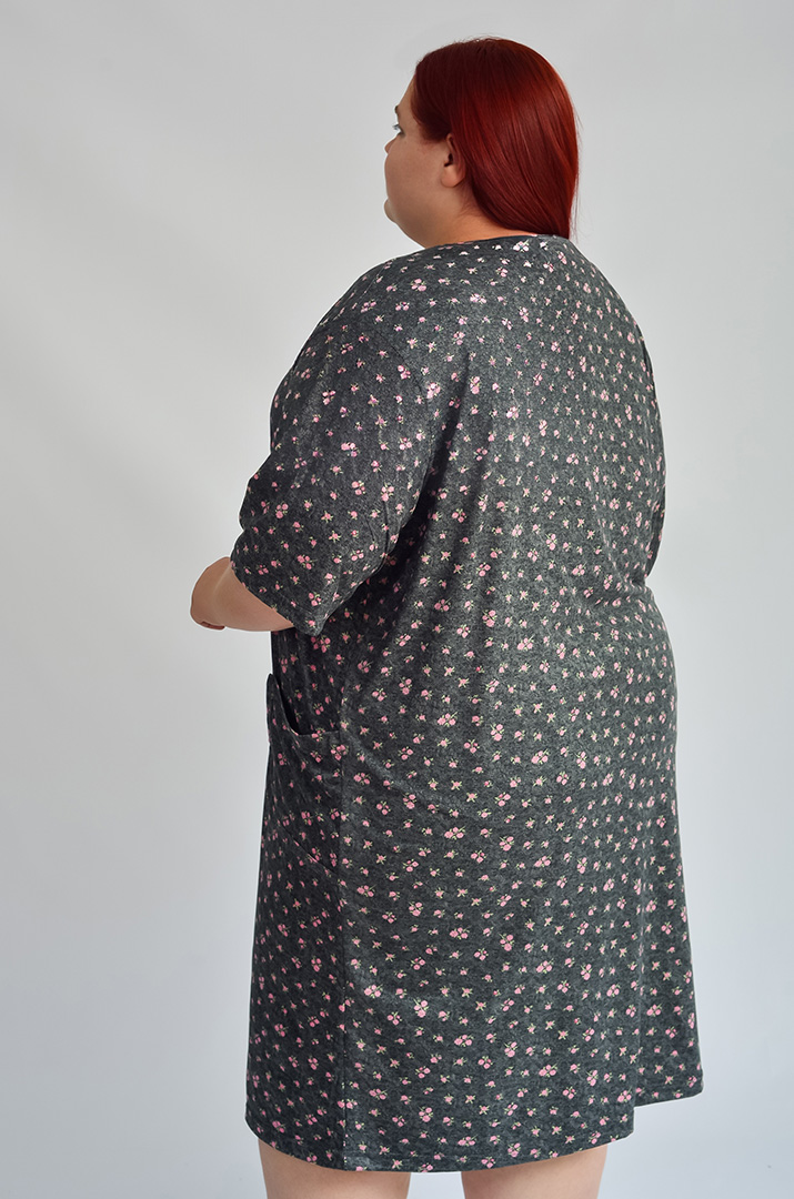 Халат короткий в дрібний квітковий принт великих розмірів